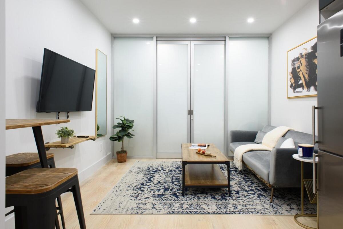 78-2d New Furnished 1br Wd Walk To Park Apartment *